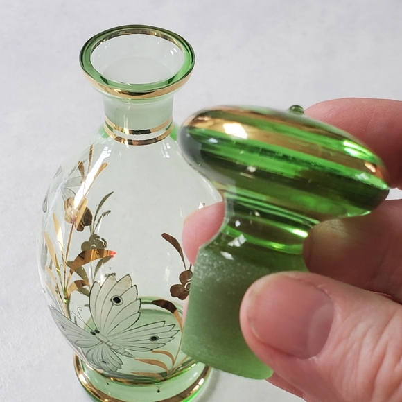 Delicate Glass Decanter with 3 Glasses. Handpainted Butterfly, Dragonfly, Gold - Picture 5 of 13